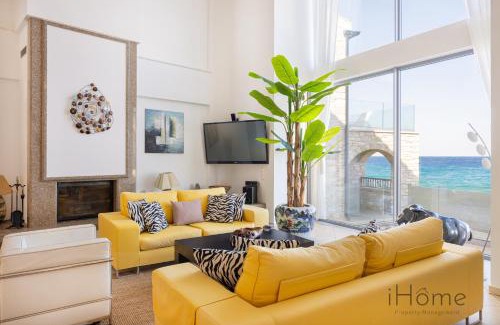 Agios Konstantinos Villa | The Beach House - Mansion with Swimming Pool