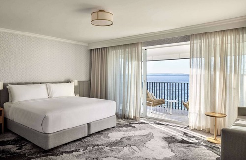 Toukley Hotel | The Beachcomber Hotel & Resort, an Ascend Collection Resort