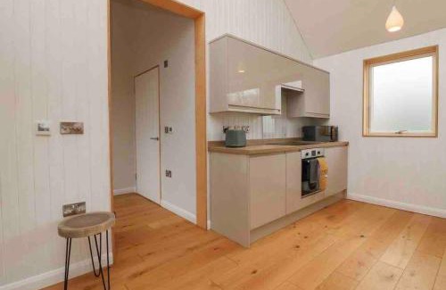 Rewe House | The Beehive at Yonder Meadow