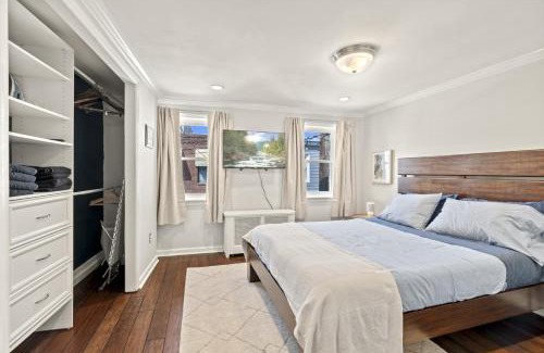 Passyunk Square House | The Bella Vista Townhouse