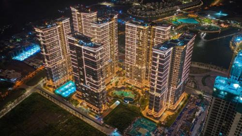 District 9 Apartment | The Beverly View Vinwonder Supper King Luxury VIP