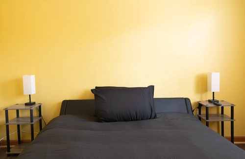 New Castle Apartment | The Birmingham Getaway in a Quiet Area