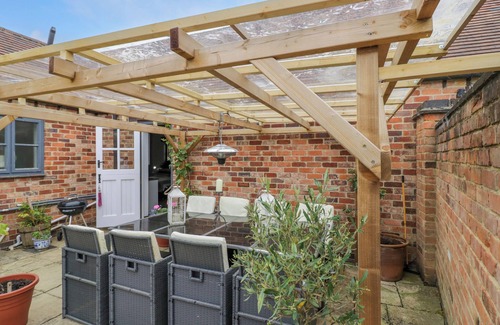 Ettington Cottage | The Bit on the Side