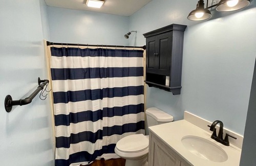 Littleton Cabin | The Black Dog Cabin - Your Convenient Lake Gaston, Pet-Friendly Retreat