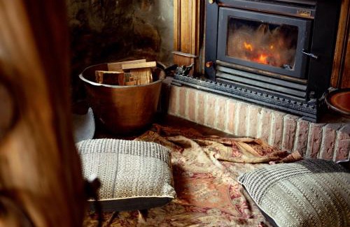 Little Swanport House | The Blacksmith's Cottage at Lisdillon Vineyard