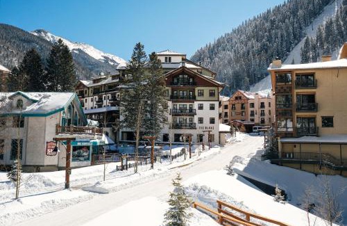 Taos Ski Valley Hotel | The Blake at Taos Ski Valley