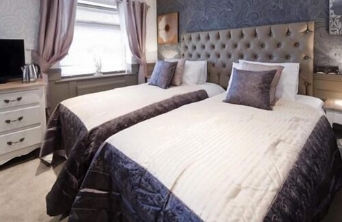 Feering House | The Blue Anchor Feering