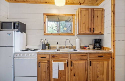 Keystone Cabin | The Blue Bird Cabin