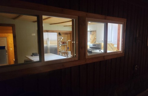 Lake Nebagamon House | The Blue Loon Cabin and pontoon in Northern wi