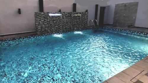 Kampung Bakau House | The Blue Residence with 4 bedrooms & 4 bathrooms