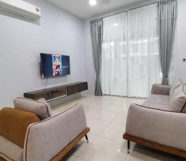 Kampung Bakau House | The Blue Residence with 4 bedrooms & 4 bathrooms