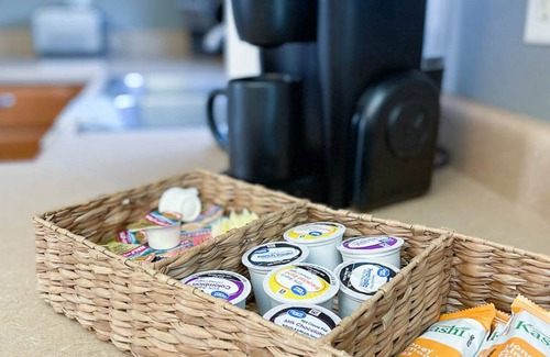 St. Robert House | The Blue Sage inn-Cozy home mins from post