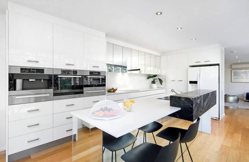 Sunshine Beach Apartment | The Boat House, 5 Bryan, Beside Beach, Heated Pool