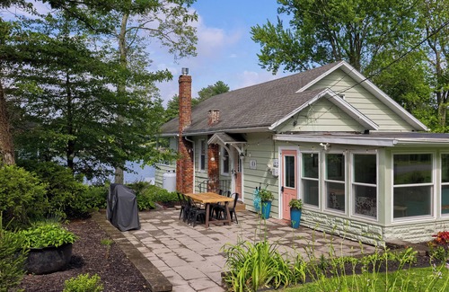 Moon Lake Cottages House | The Boathouse on Moon Lake