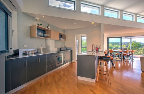 Coles Bay House | The Bolt Hole