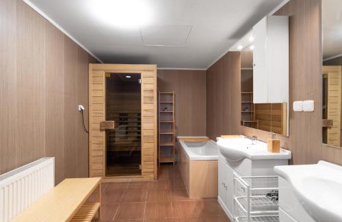 Mala Strana Apartment | The Bookhouse, 5-bedroom residence by Prague Castle
