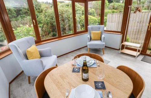 Wiseman's Bridge House | The Briars
