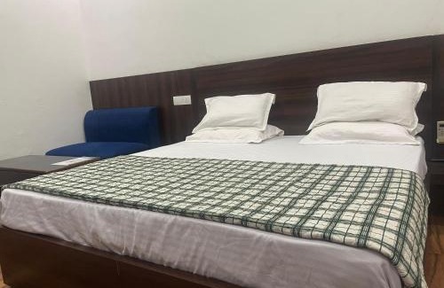 Mansa Bed & Breakfast | The Briks Hotel And Restaurant