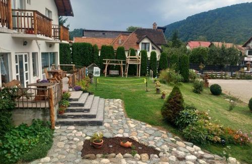 Bran Villa | The Brothers House Bran
