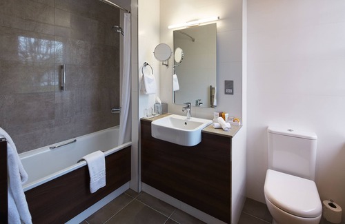 Gerrards Cross Hotel | The Bull Hotel