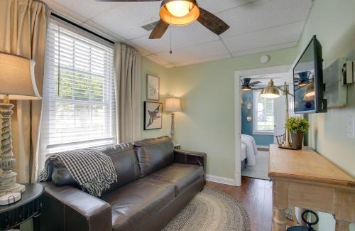Defiance House | The Cabernet Cabin Defiance Home on Katy Trail!