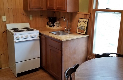 Crumpler Cabin | The Cabins at Healing Springs