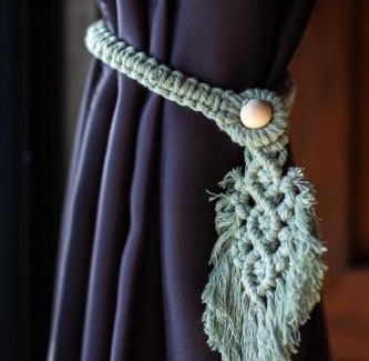 Zoar Apartment | The Cactus Deck by Matilo Cabins Klein Karoo R62 with Hot-tub