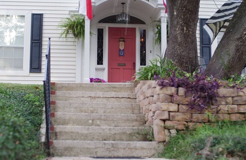 Tallahassee House | The Capitol Inn