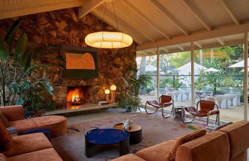 Ojai Hotel | The Capri Hotel