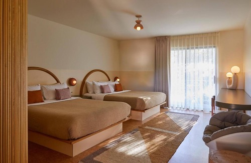 Ojai Hotel | The Capri Hotel