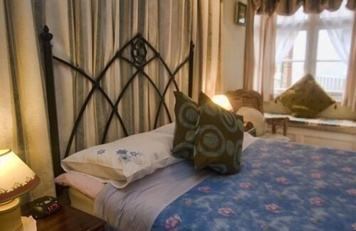 Lynmouth House | The Captain's House