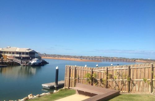 Brockman House | The Carnarvon Luxury Canal Home