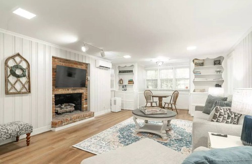 High Point Cottage | The Carolina Cottage