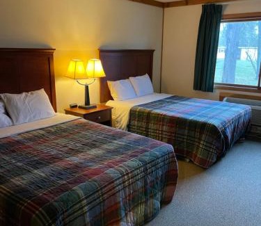 Townsend Hotel | The Cedar Lodge