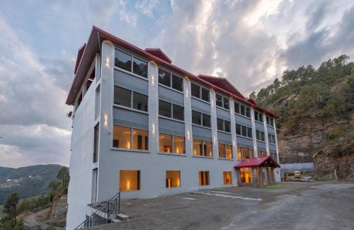 Kandaghat Hotel | The Chail Resort, Chail