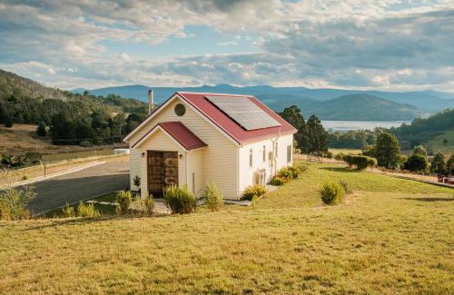Wattle Grove House | The Chapel