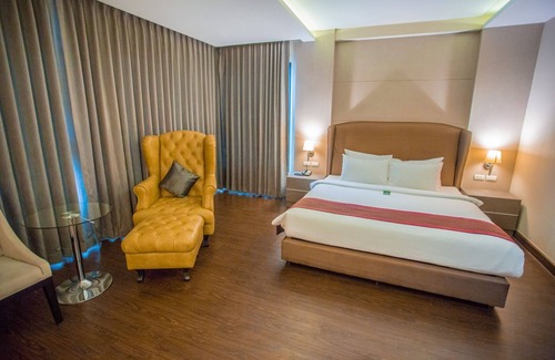Chum Phae Hotel | The Cheewin Hotel And Convention