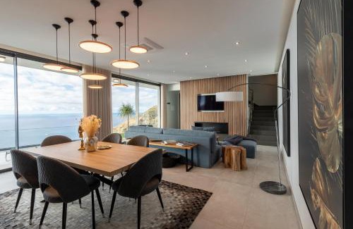 Calheta Villa | The Cliffhouse by LovelyStay