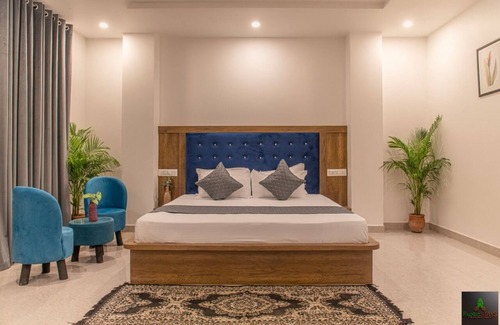 Dharampur Hotel | The Cloud Berry