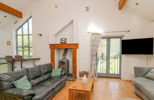 Machynlleth House | THE COACH HOUSE AT PLAS DOLGUOG, pet friendly in Machynlleth