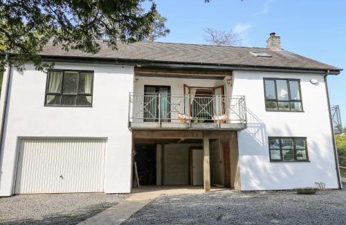 Machynlleth House | The Coach House at Plas Dolguog