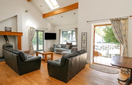 Machynlleth House | The Coach House at Plas Dolguog