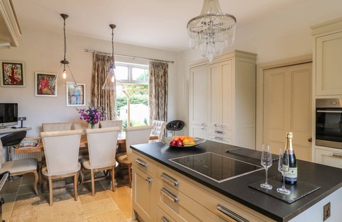 Burton Coggles Cottage | The Coach House