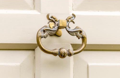 Frampton Apartment | The Coach House
