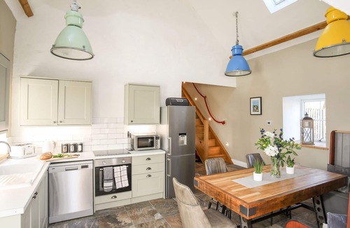 Bryngwran Cottage | THE COACH HOUSE, pet friendly, character holiday cottage in Rhosneigr