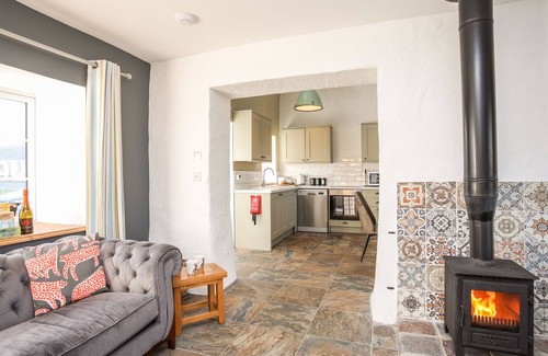 Bryngwran Cottage | THE COACH HOUSE, pet friendly, character holiday cottage in Rhosneigr