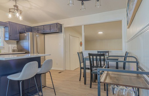 Columbus House | The Columbus Collective 4Bed with games