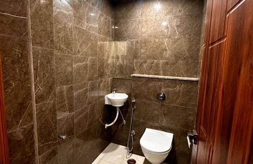 Varanasi Hotel | The Commune Varanasi
