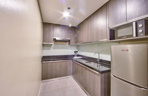 Greenhills Hotel | The Connor Serviced Residences Managed by HII