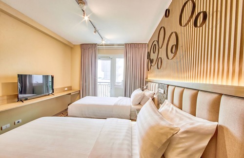 Greenhills Hotel | The Connor Serviced Residences Managed by HII